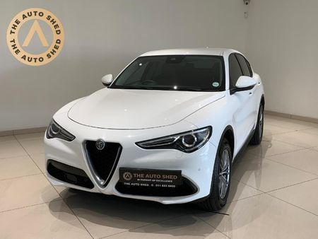 2020-Alfa-Romeo-Stelvio-20T-Super_0
