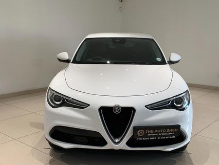 2020-Alfa-Romeo-Stelvio-20T-Super_2
