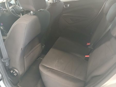 2017-Ford-Fiesta-10-EcoBoost-Titanium-Auto-5-dr_5