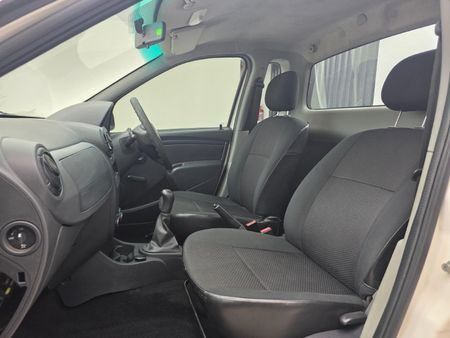 2020-Nissan-NP200-16-AC-Safety-Pack_11