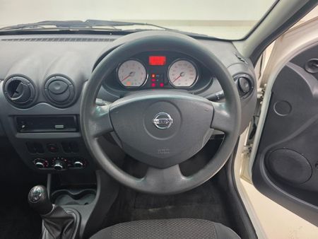 2020-Nissan-NP200-16-AC-Safety-Pack_15