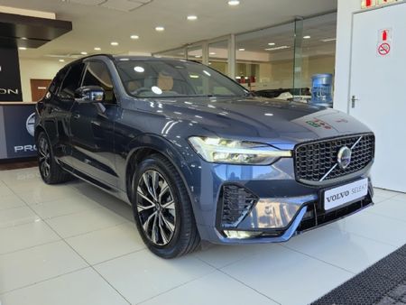 2025-Volvo-XC60-B5-Momentum-Geartronic-AWD_2