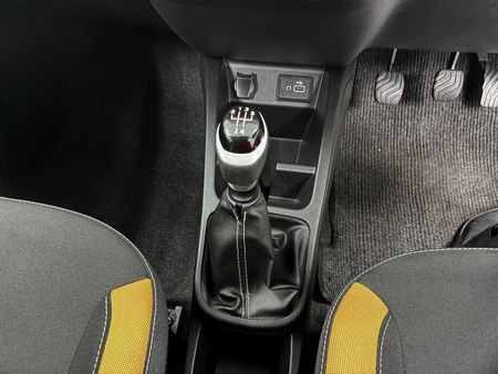 2024-Renault-Kwid-10-Climber_18