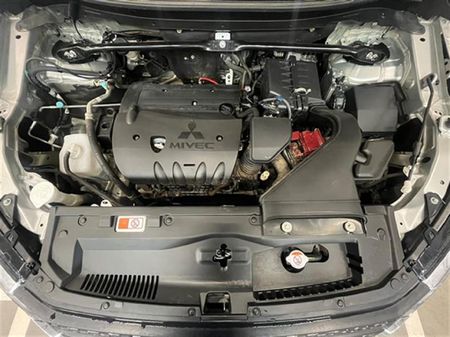 2023-Mitsubishi-Eclipse-Cross-20-GLS-Auto_9