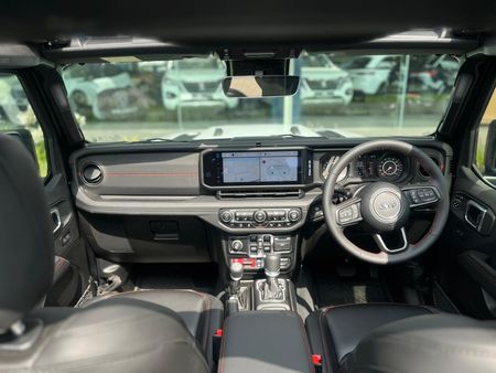 2026-Jeep-Wrangler-Rubicon-20T-Auto-4-Door_14