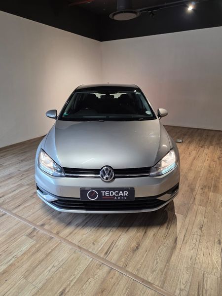 2018-Volkswagen-Golf-VII-10-TSI-Trendline_8