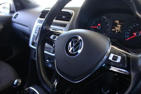 2021-Volkswagen-Polo-Vivo-10-TSI-GT-5-dr_9