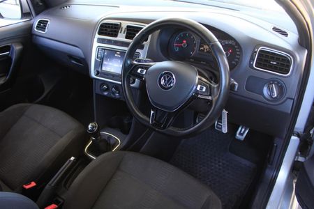 2021-Volkswagen-Polo-Vivo-10-TSI-GT-5-dr_8
