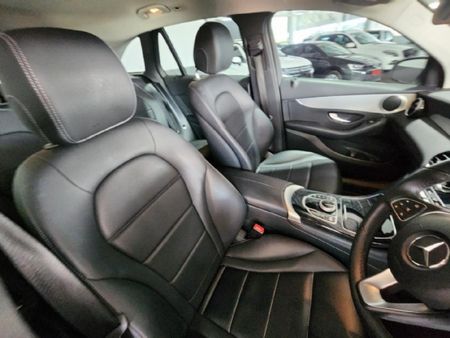 2018-Mercedes-Benz-GLC-220d_10