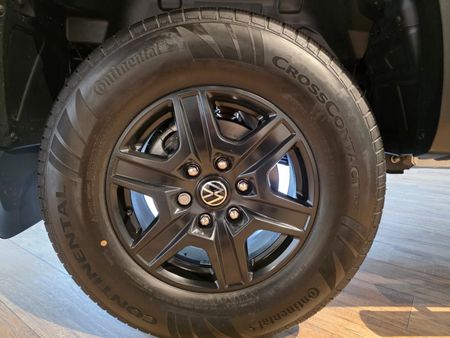 2025-Volkswagen-Amarok-20-TDI-125kW-Life-Auto-Double-Cab_6