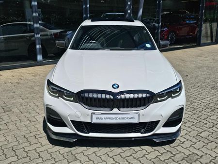 2022-BMW-3-Series-318i-M-Sport_1