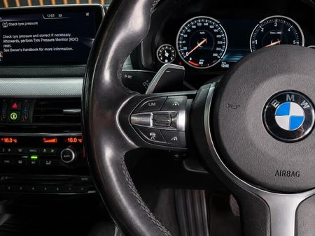2015-BMW-X6-xDrive40d-M-Sport-Edition_14