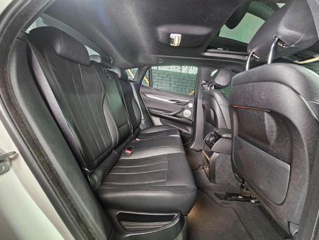 2015-BMW-X6-xDrive40d-M-Sport-Edition_19