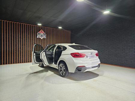 2015-BMW-X6-xDrive40d-M-Sport-Edition_21