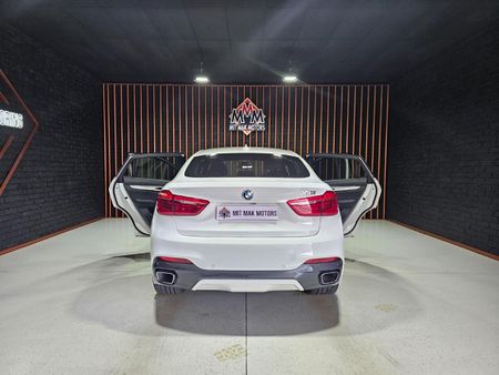 2015-BMW-X6-xDrive40d-M-Sport-Edition_22