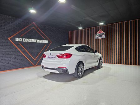 2015-BMW-X6-xDrive40d-M-Sport-Edition_24