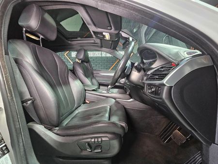 2015-BMW-X6-xDrive40d-M-Sport-Edition_8