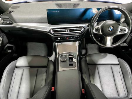 2024-BMW-3-Series-318i-M-Sport_13