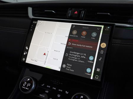 2024-Jaguar-F-Pace-20D-HSE-R-Dynamic-D200_18