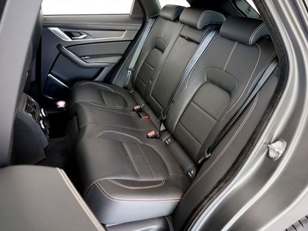 2024-Jaguar-F-Pace-20D-HSE-R-Dynamic-D200_4