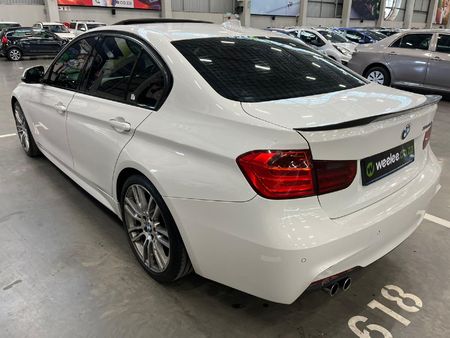 2013-BMW-3-Series-330d-M-Sport-Auto_4