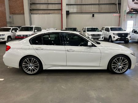 2013-BMW-3-Series-330d-M-Sport-Auto_7