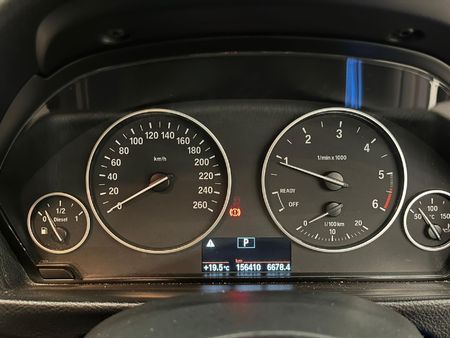 2017-BMW-3-Series-320d-Sport-Line-Auto_10
