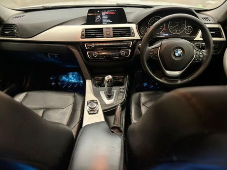 2017-BMW-3-Series-320d-Sport-Line-Auto_11
