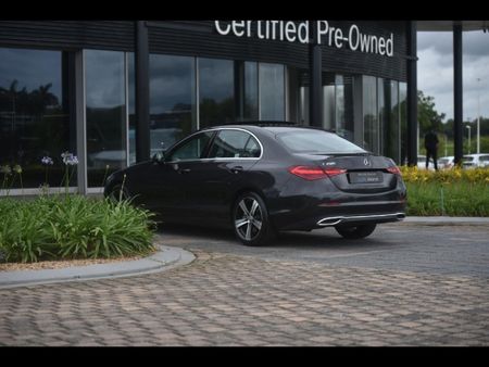 2023-Mercedes-Benz-C-Class-C-200-Auto_11