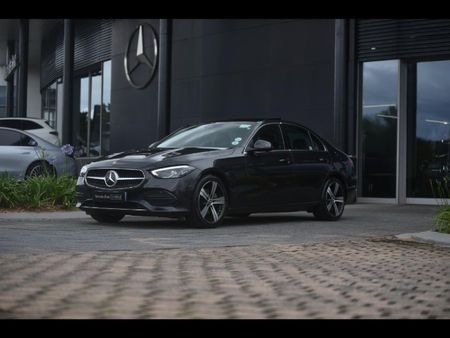 2023-Mercedes-Benz-C-Class-C-200-Auto_3