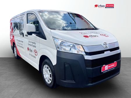 2025-Toyota-Quantum-28-LWB-Panel-Van_0