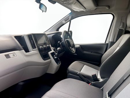 2025-Toyota-Quantum-28-LWB-Panel-Van_6