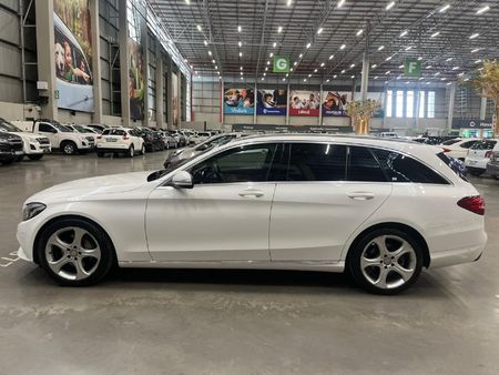 2015-Mercedes-Benz-C-Class-C-250-Bluetec-Estate-Exclusive-Auto_3