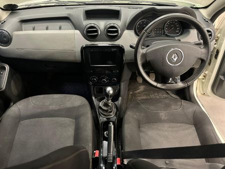 2014-Renault-Duster-15-dCi-Dynamique_10