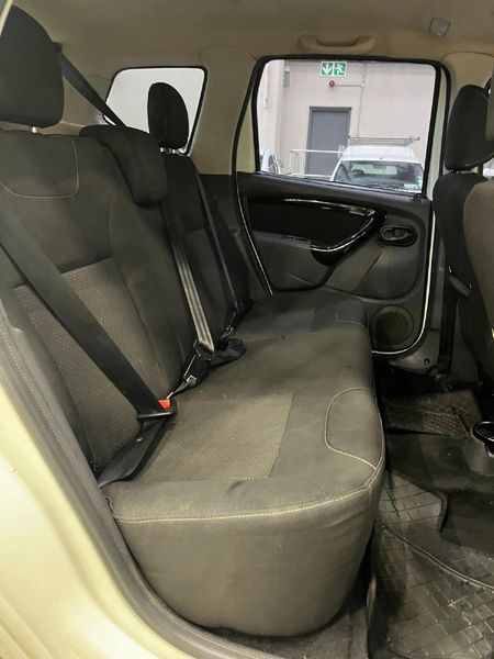 2014-Renault-Duster-15-dCi-Dynamique_11