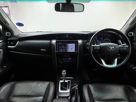 2021-Toyota-Fortuner-28-GD-6-Epic-Auto_26