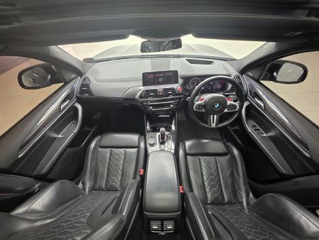 2019-BMW-X3-M-Competition_10