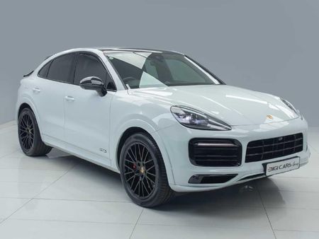 2023-Porsche-Cayenne-Coupe-GTS_1