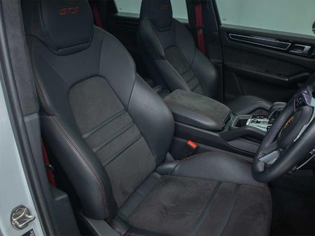 2023-Porsche-Cayenne-Coupe-GTS_20