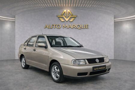2002-Volkswagen-Polo-Polo-Classic-18-Lux_0