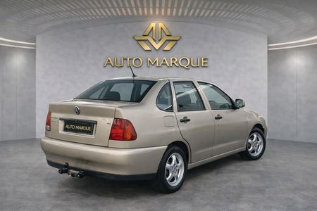 2002-Volkswagen-Polo-Polo-Classic-18-Lux_1