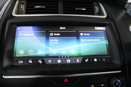 2018-Jaguar-E-Pace-D240-177-KW-20Di-HSE-R-DYNAMIC-8-SPEED-AUTO-AWD_10