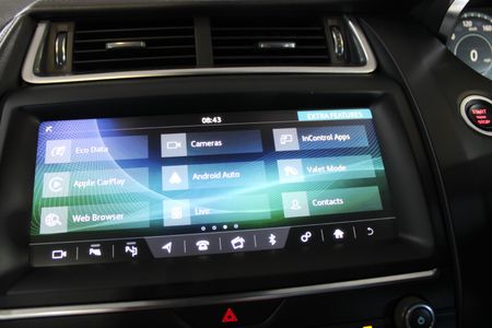 2018-Jaguar-E-Pace-D240-177-KW-20Di-HSE-R-DYNAMIC-8-SPEED-AUTO-AWD_11