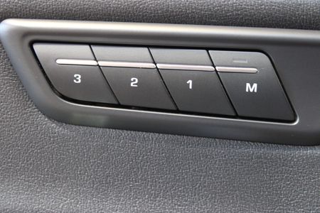 2018-Jaguar-E-Pace-D240-177-KW-20Di-HSE-R-DYNAMIC-8-SPEED-AUTO-AWD_16