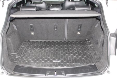 2018-Jaguar-E-Pace-D240-177-KW-20Di-HSE-R-DYNAMIC-8-SPEED-AUTO-AWD_4