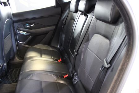 2018-Jaguar-E-Pace-D240-177-KW-20Di-HSE-R-DYNAMIC-8-SPEED-AUTO-AWD_5