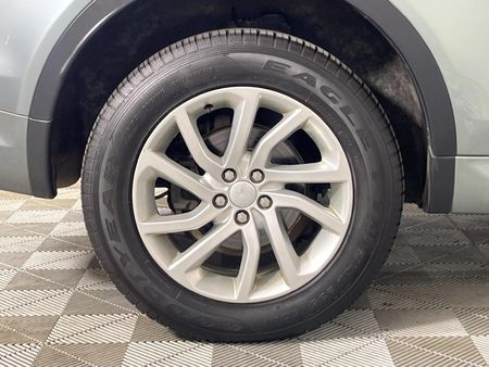 2019-Land-Rover-Discovery-Sport-20i4-D-HSE_7