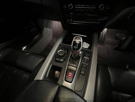 2015-BMW-X5-xDrive30d-M-Sport-Auto_11