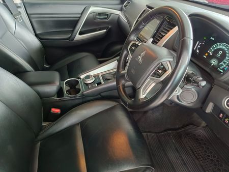 2022-Mitsubishi-Pajero-Sport-24D-4x4-Exceed-Auto_9