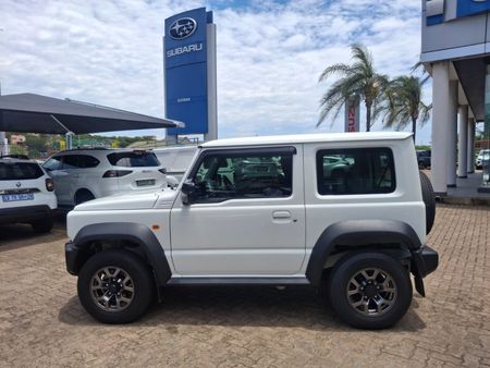 2024-Suzuki-Jimny-15-GLX_3
